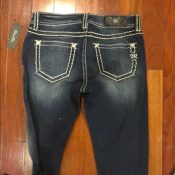 Brand new with tags Miss Me Jeans - Picture 4 of 5